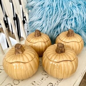Williams Sonoma, Autumn Harvest, Covered Soup Bowls, Set of 4, Good Condition